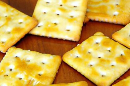 Saltine Crackers: Crunchy Classics with Surprising Uses