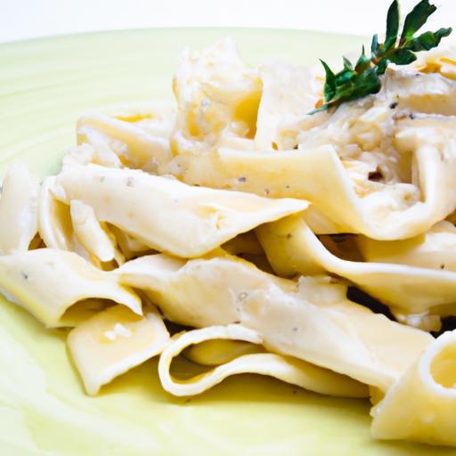 Creamy Gluten-Free Fettuccine Alfredo: Deliciously Simple
