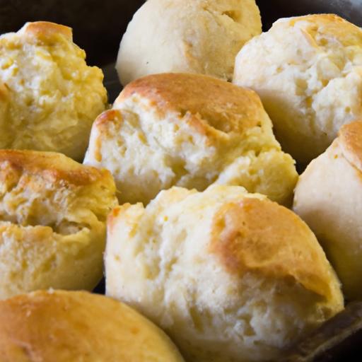 Fluffy Low-Carb Dinner Rolls: Guilt-Free Baking Delight