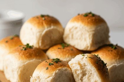 Fluffy Low-Carb Dinner Rolls