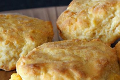 Fluffy Gluten-Free Cheddar Biscuits: A Savory Delight